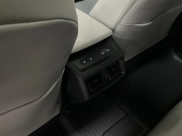 Toyota bZ Limited AWD (Natl) 2026