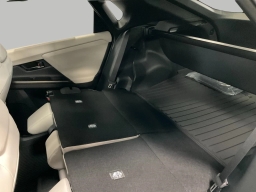 Toyota bZ Limited AWD (Natl) 2026