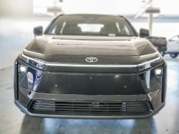 Toyota bZ Limited AWD (Natl) 2026