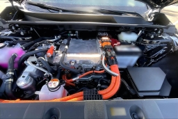 Toyota bZ Limited AWD (Natl) 2026