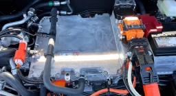 Toyota bZ Limited AWD (Natl) 2026