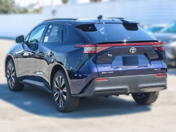 Toyota bZ Limited AWD (Natl) 2026