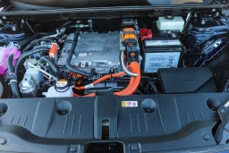 Toyota bZ Limited AWD (Natl) 2026