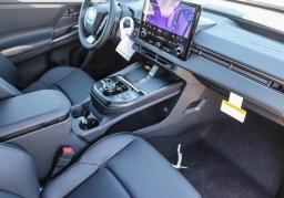 Toyota bZ Limited AWD (Natl) 2026