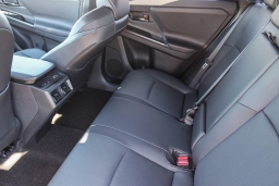 Toyota bZ Limited AWD (Natl) 2026