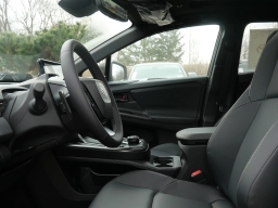 Toyota bZ Limited AWD (Natl) 2026