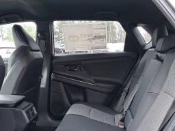 Toyota bZ XLE AWD (Natl) 2026