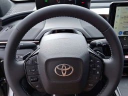 Toyota bZ XLE AWD (Natl) 2026