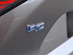 Toyota bZ XLE AWD (Natl) 2026