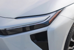 Toyota bZ Limited AWD (Natl) 2026