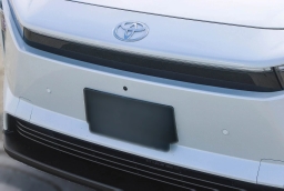 Toyota bZ Limited AWD (Natl) 2026