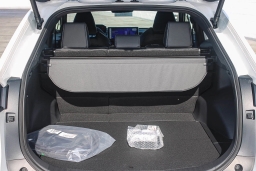 Toyota bZ Limited AWD (Natl) 2026