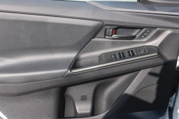 Toyota bZ Limited AWD (Natl) 2026