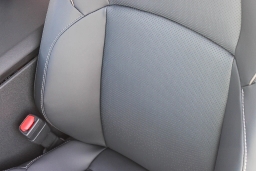 Toyota bZ Limited AWD (Natl) 2026