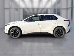 Toyota bZ XLE AWD (Natl) 2026