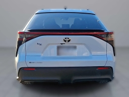 Toyota bZ XLE AWD (Natl) 2026