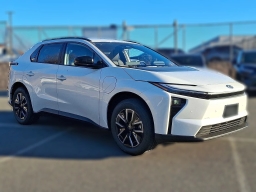 Toyota bZ XLE AWD (Natl) 2026