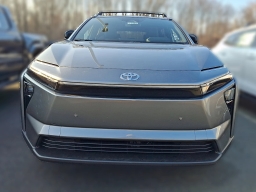 Toyota bZ XLE FWD (Natl) 2026