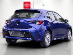 Toyota Corolla Hatchback SE CVT (Natl) 2026