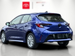 Toyota Corolla Hatchback SE CVT (Natl) 2026