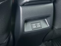 Toyota Corolla Hatchback SE CVT (Natl) 2026