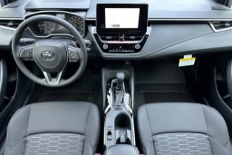 Toyota Corolla Hatchback SE CVT (Natl) 2026