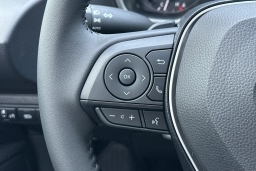 Toyota Corolla Hatchback SE CVT (Natl) 2026