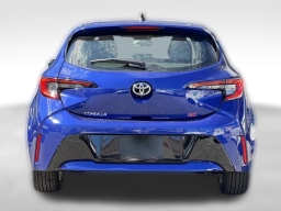 Toyota Corolla Hatchback SE CVT (Natl) 2026