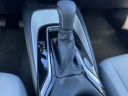 Toyota Corolla Hatchback SE CVT (Natl) 2026