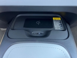 Toyota Corolla Hatchback SE CVT (Natl) 2026