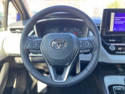 Toyota Corolla Hatchback SE CVT (Natl) 2026