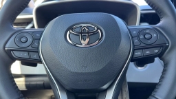 Toyota Corolla Hatchback SE CVT (Natl) 2026