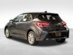 Toyota Corolla Hatchback SE CVT (Natl) 2026