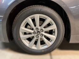 Toyota Corolla Hatchback SE CVT (Natl) 2026