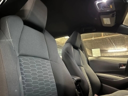 Toyota Corolla Hatchback SE CVT (Natl) 2026