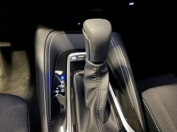 Toyota Corolla Hatchback SE CVT (Natl) 2026