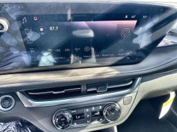 Buick Envista Preferred FWD 4dr 2026