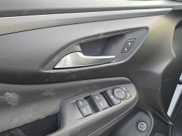 Buick Envista Avenir FWD 4dr 2026