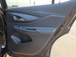 Buick Envista Avenir FWD 4dr 2026