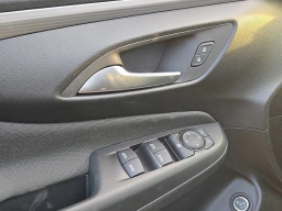 Buick Envista Avenir FWD 4dr 2026