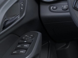 Chevrolet Trax LS FWD 4dr 2026