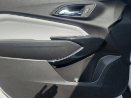 Chevrolet Trax LT FWD 4dr 2026