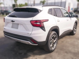 Chevrolet Trax LT FWD 4dr 2026