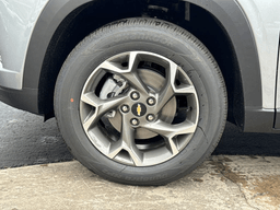 Chevrolet Trax LT FWD 4dr 2026