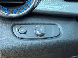 Chevrolet Trax LT FWD 4dr 2026