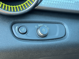 Chevrolet Trax LT FWD 4dr 2026