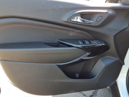 Chevrolet Trax 2RS FWD 4dr 2026