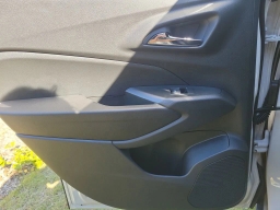 Chevrolet Trax 2RS FWD 4dr 2026