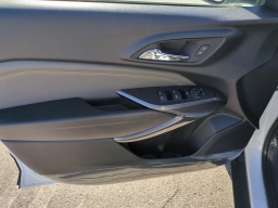 Chevrolet Trax ACTIV FWD 4dr 2026