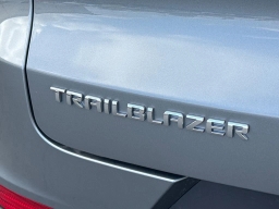 Chevrolet Trailblazer LS FWD 4dr 2026